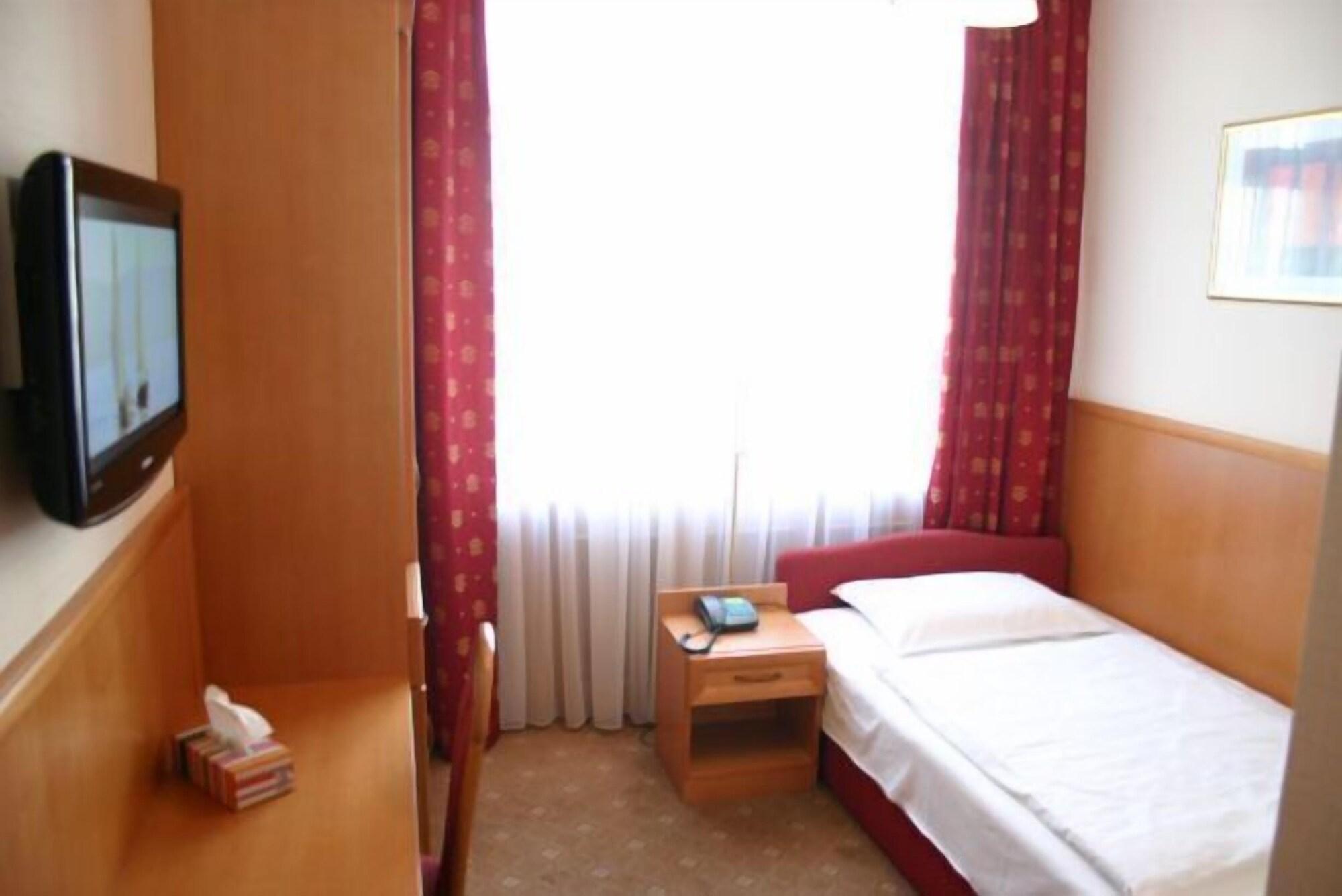 Hotel Corvinus - Newly Renovated Vídeň