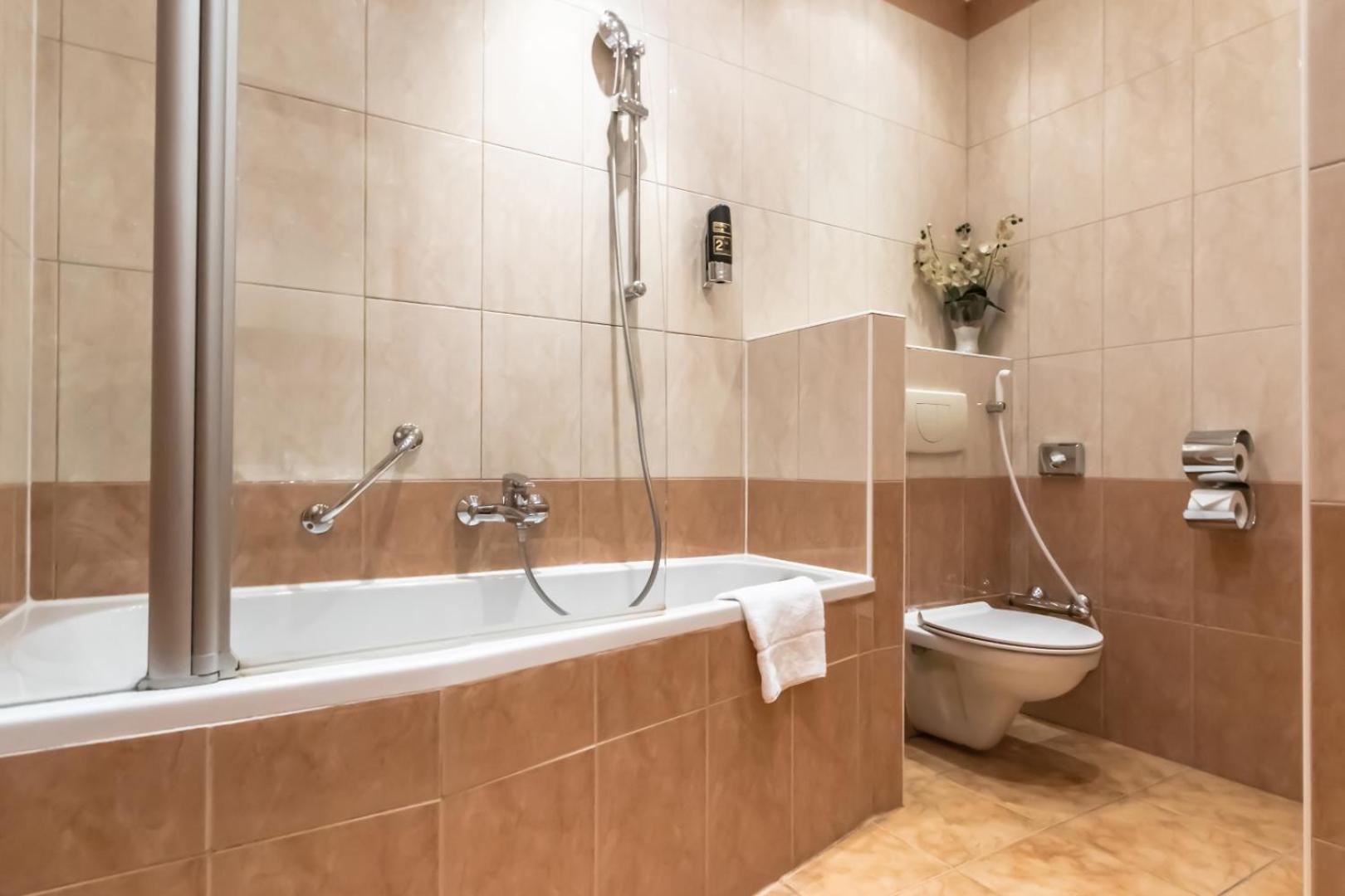 Corvinus - Newly Renovated 4* Vídeň