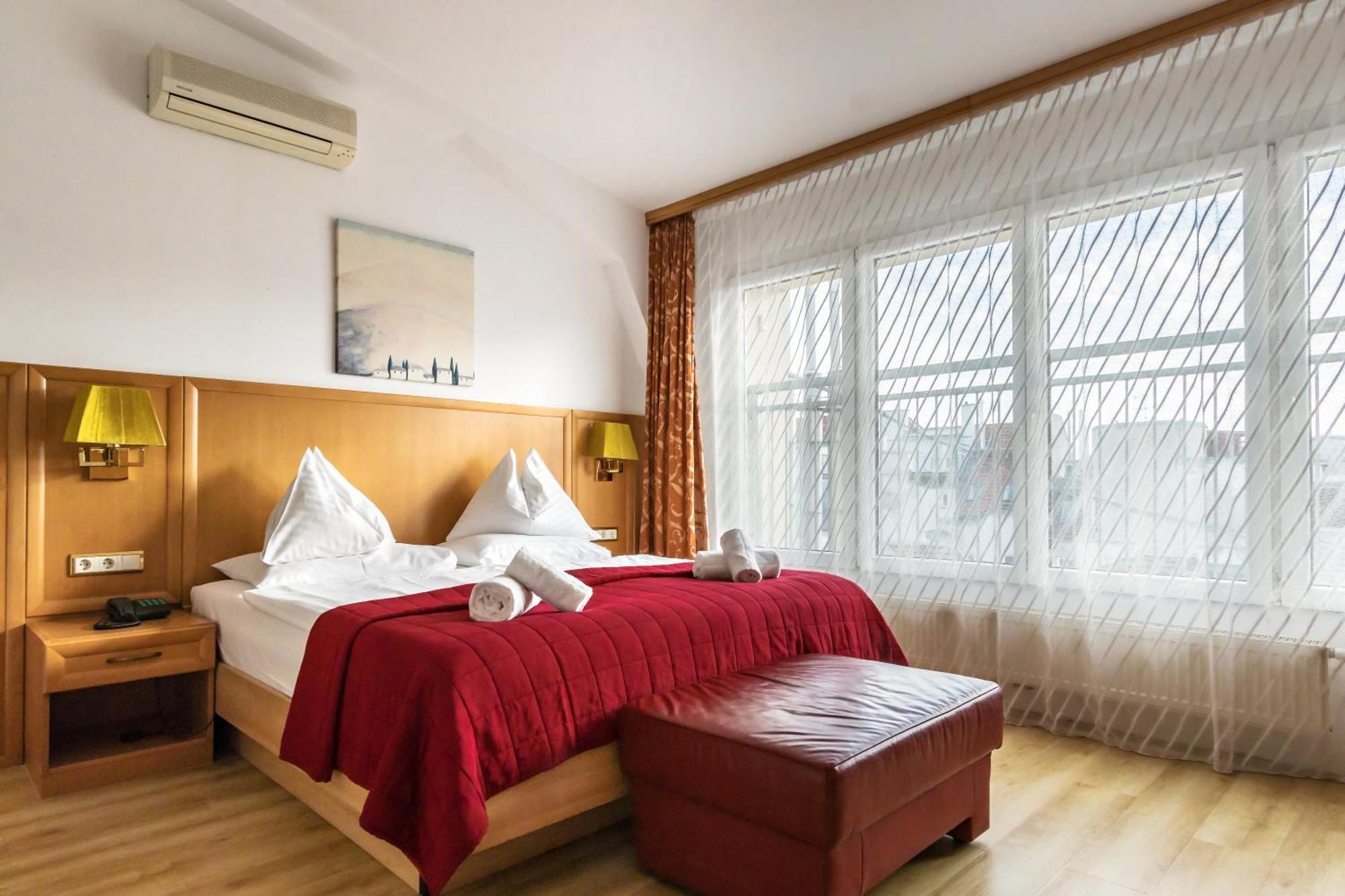 Hotel Corvinus - Newly Renovated Vienne
